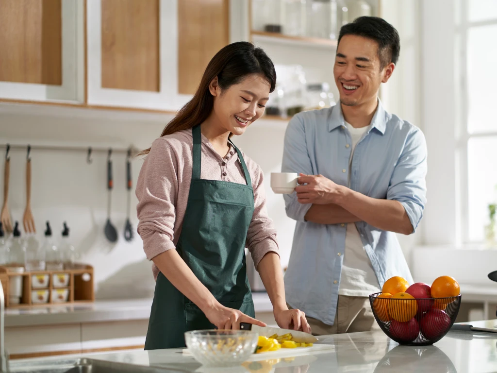 Couple preparing a healthy meal for heart health